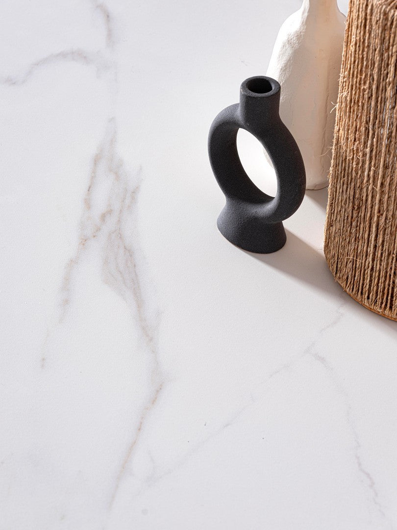 Tavolo allungabile in gres porcellanato effetto marmo 160-240x90 cm