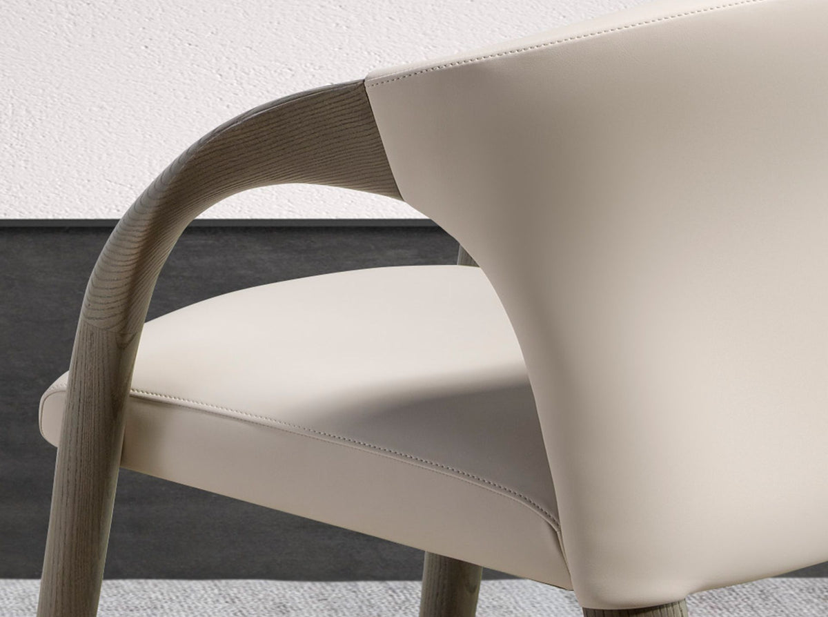 Sedia in similpelle crema