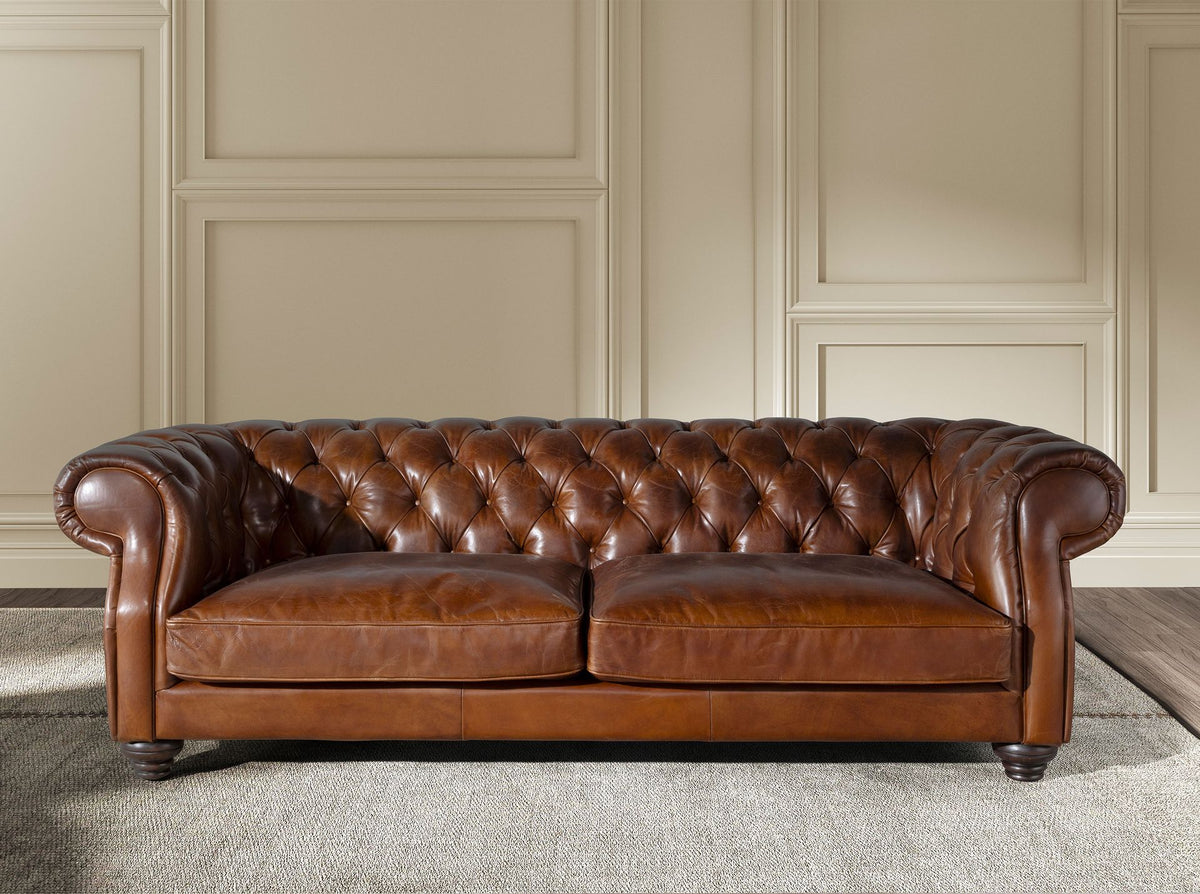 Divano chester 3 posti in pelle marrone cognac