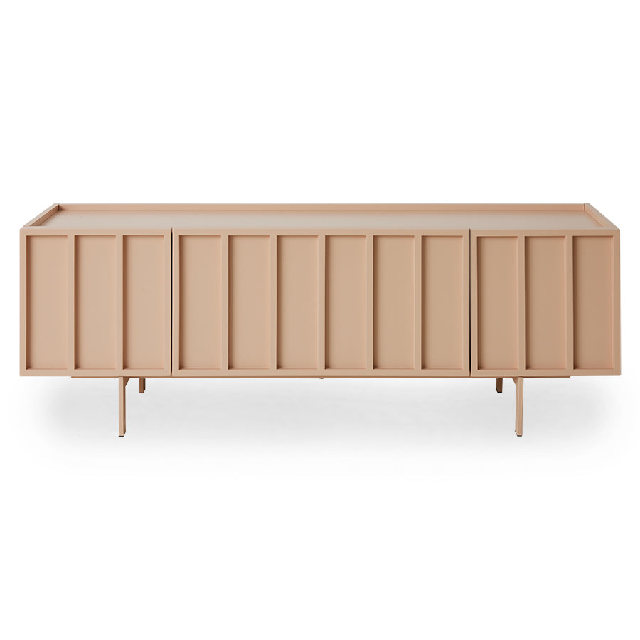 Credenza bassa, nudo