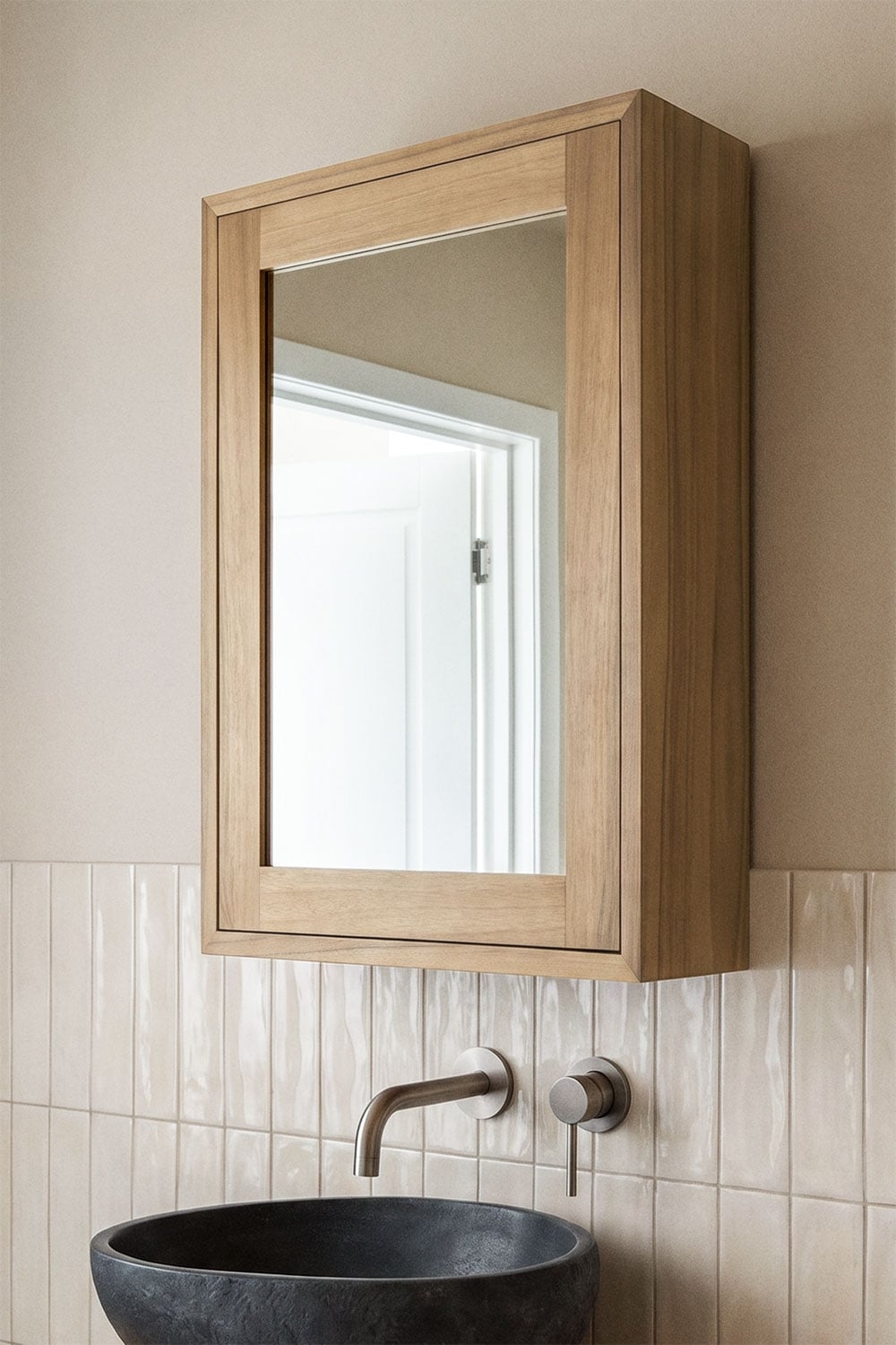 Ian - Pensile bagno con specchio 45x60 cm in legno di teak