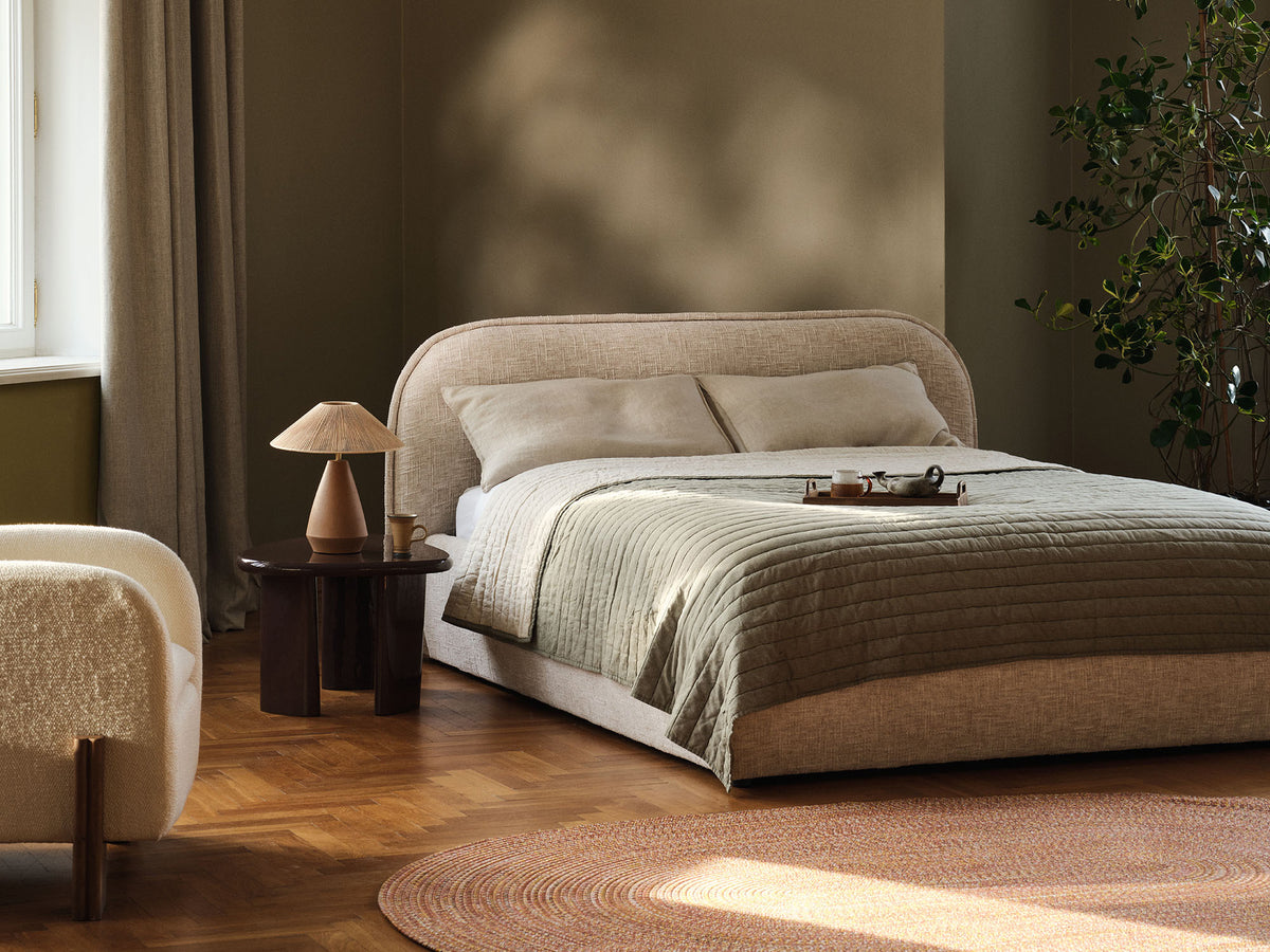 Letto con Testata Murada
