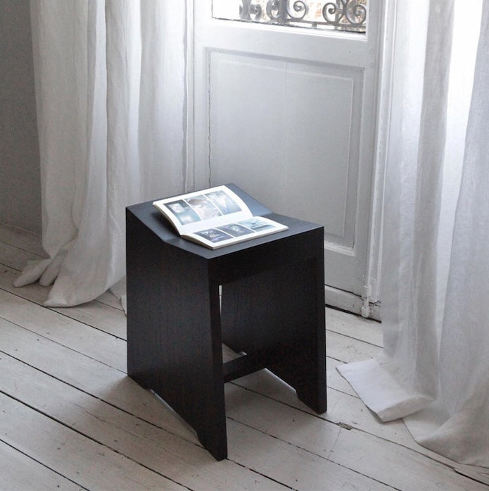 Sgabello J.T.H. Flats - Charcoal Black - Pierre Jeanneret Edition