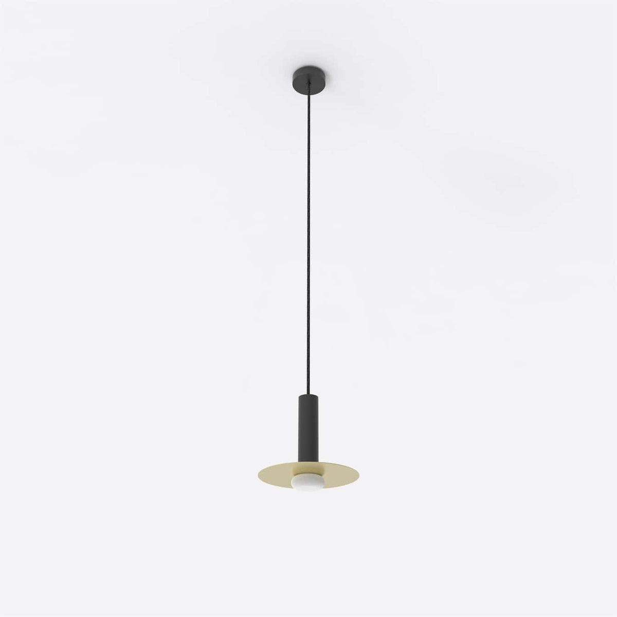 reina_pendant_black-gold_Media_04569