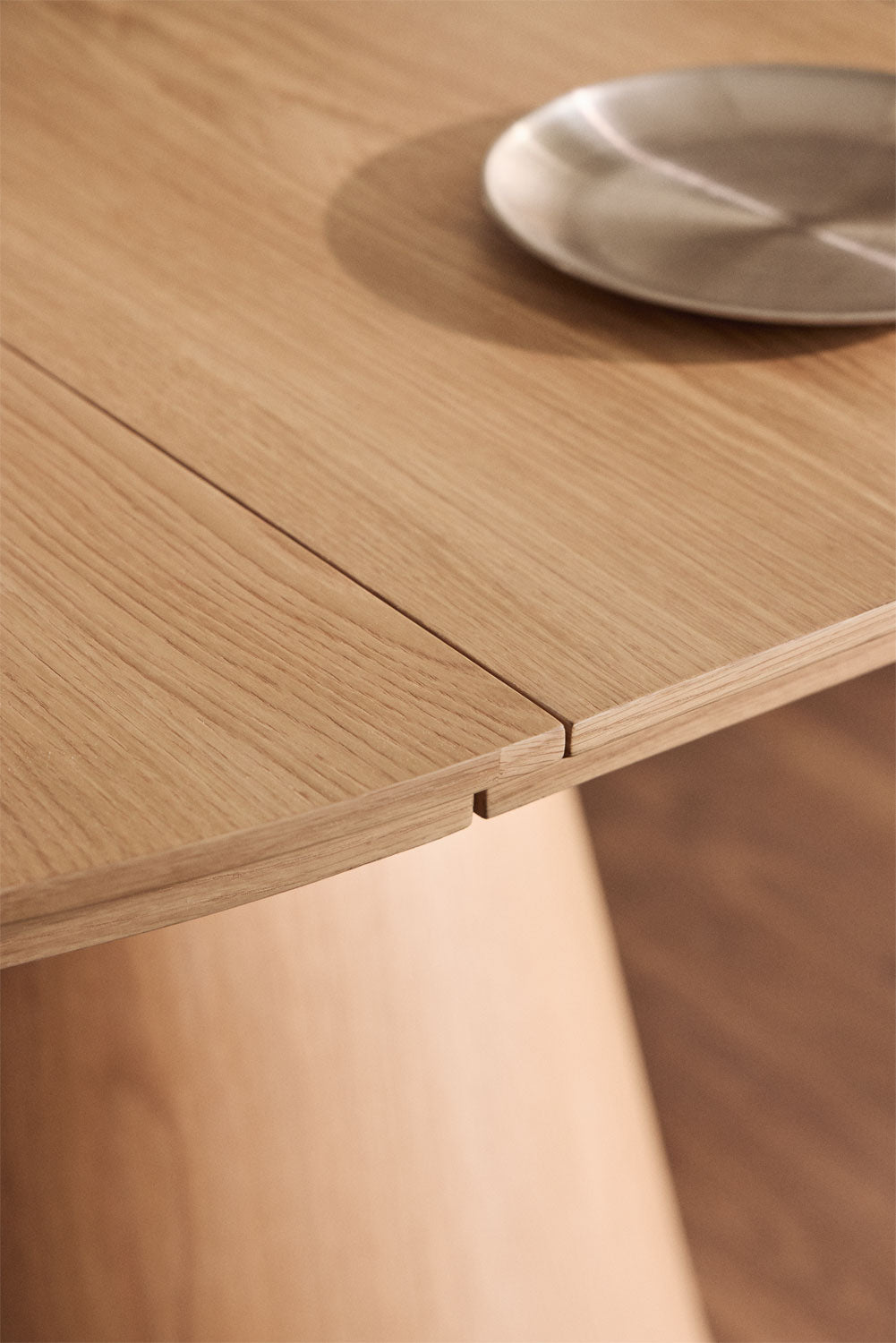 Montana - Tavolo da pranzo rotondo allungabile 120-160 cm in impiallacciatura di rovere